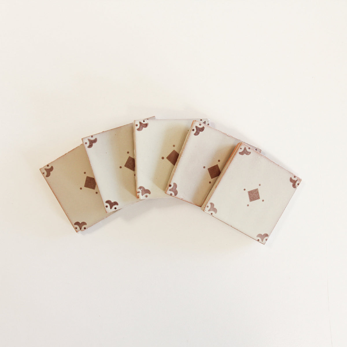 Amano Caja Choc by Tiles of Ezra