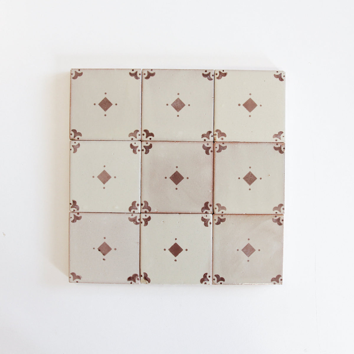 Amano Caja Choc by Tiles of Ezra