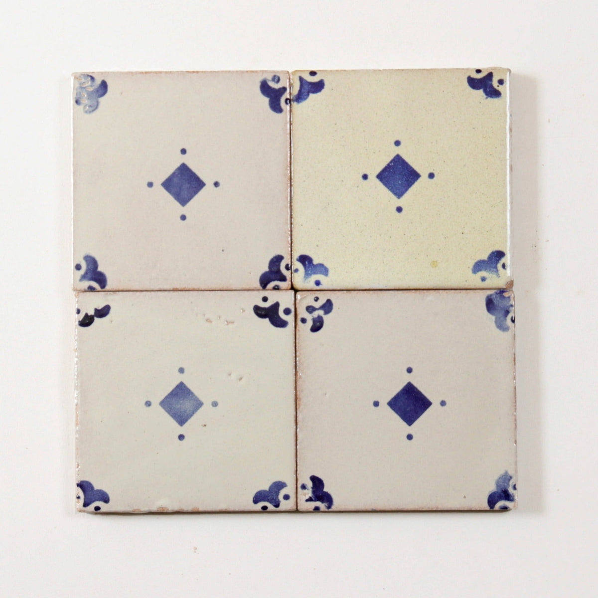 Amano Caja Azul by Tiles of Ezra