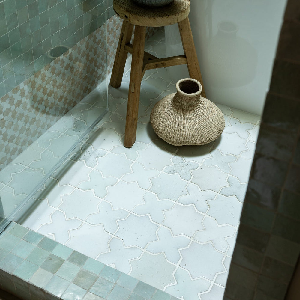 Tierra Estrela Nieve Punto by Tiles of Ezra