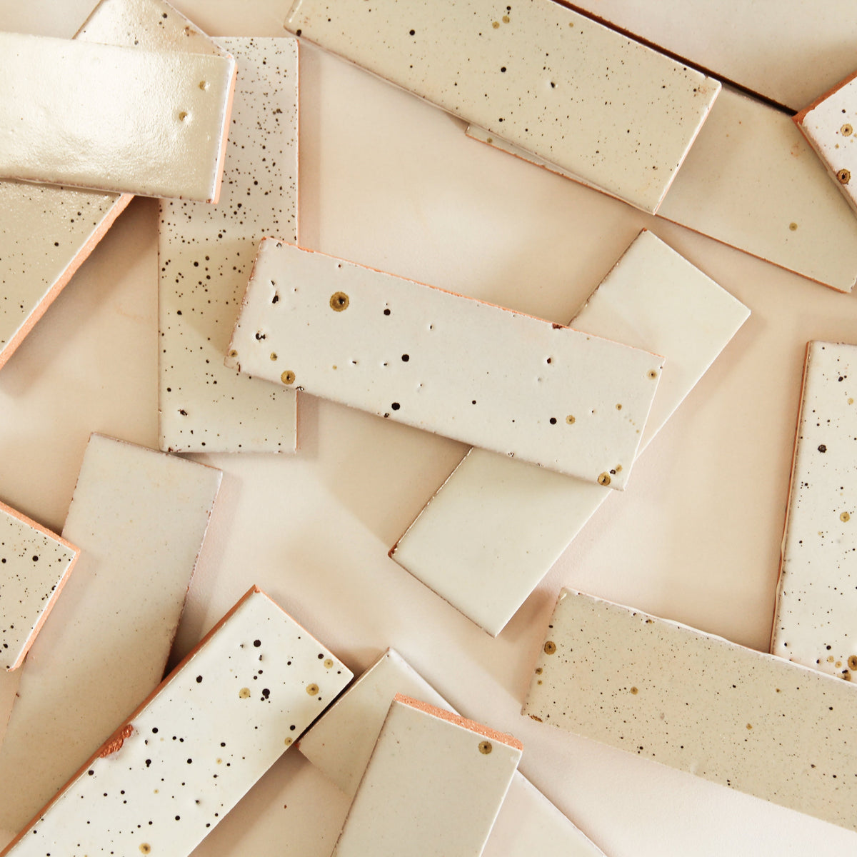 Tierra Baton Nieve Punto by Tiles of Ezra
