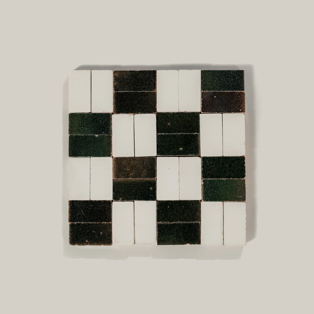 Tierra Checker Nieve Oscuro by Tiles of Ezra