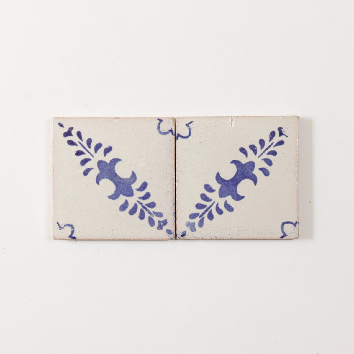 Amano Hoja Azul by Tiles of Ezra