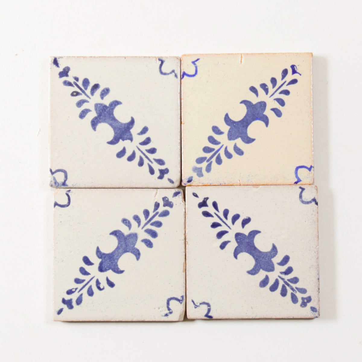 Amano Hoja Azul by Tiles of Ezra