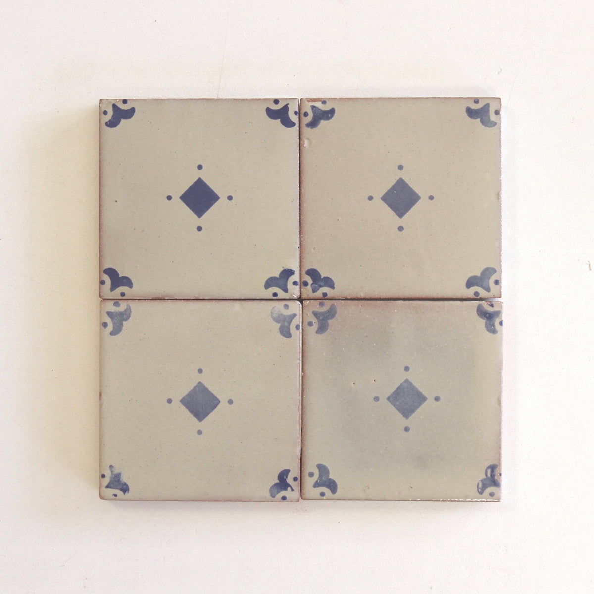 Amano Caja Azul by Tiles of Ezra