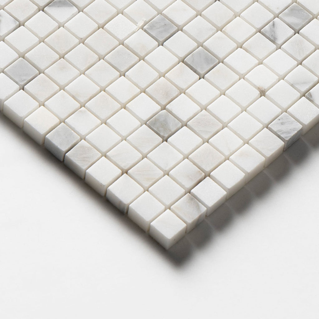 Calacatta Gold Honed 5/8x5/8 Marble Mosaic — 12 × 12 × 3/8 in