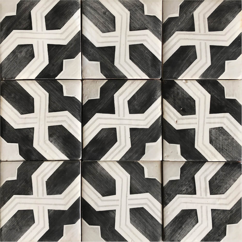 Paris Metro 19 by Tabarka Studio