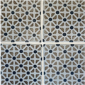 Rue des Rosiers 11 by Tabarka Studio
