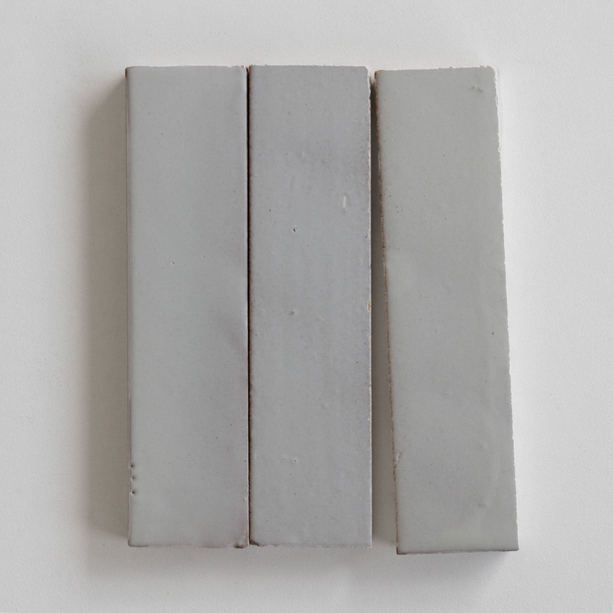 Tierra Linear Nieve by Tiles of Ezra