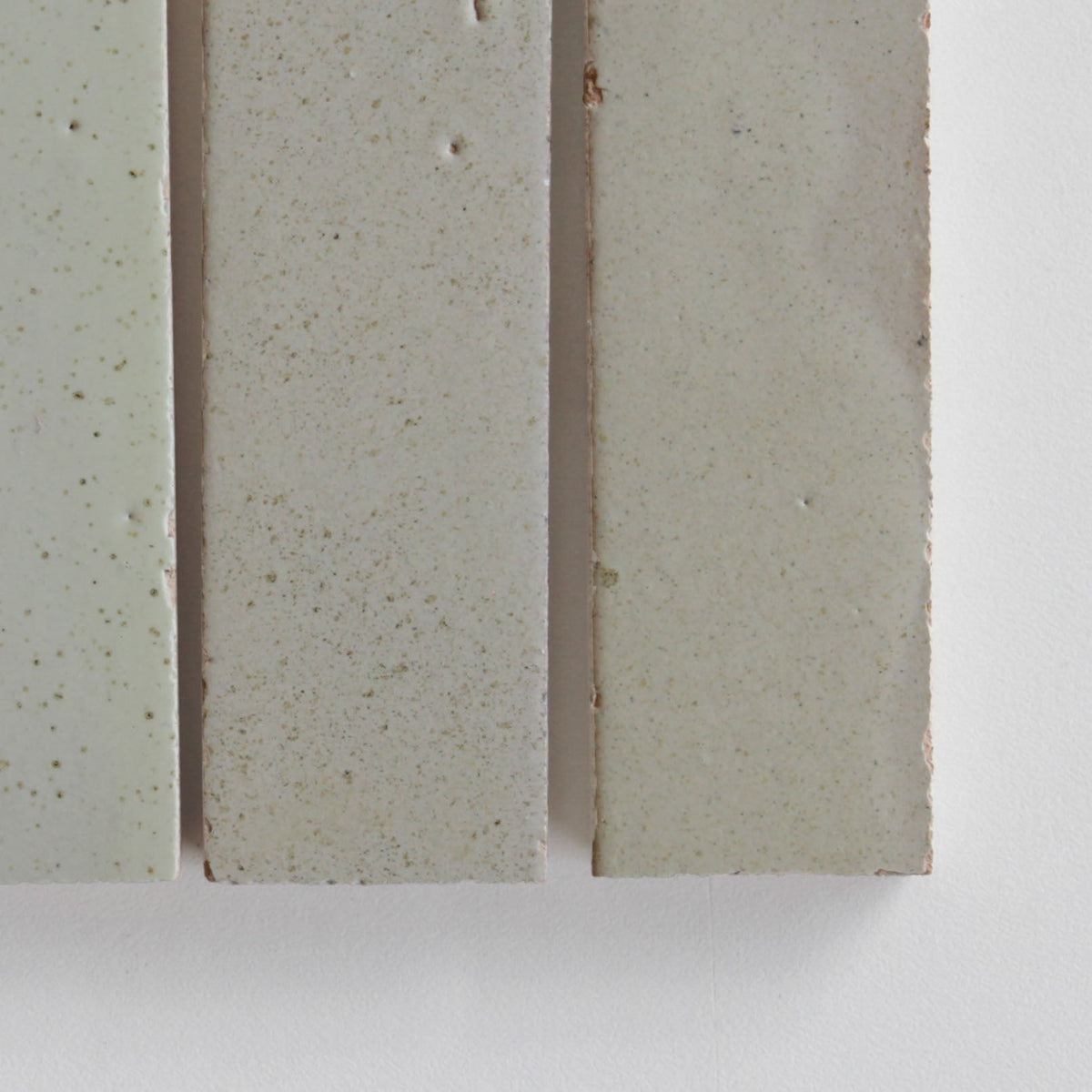 Tierra Linear Singe by Tiles of Ezra