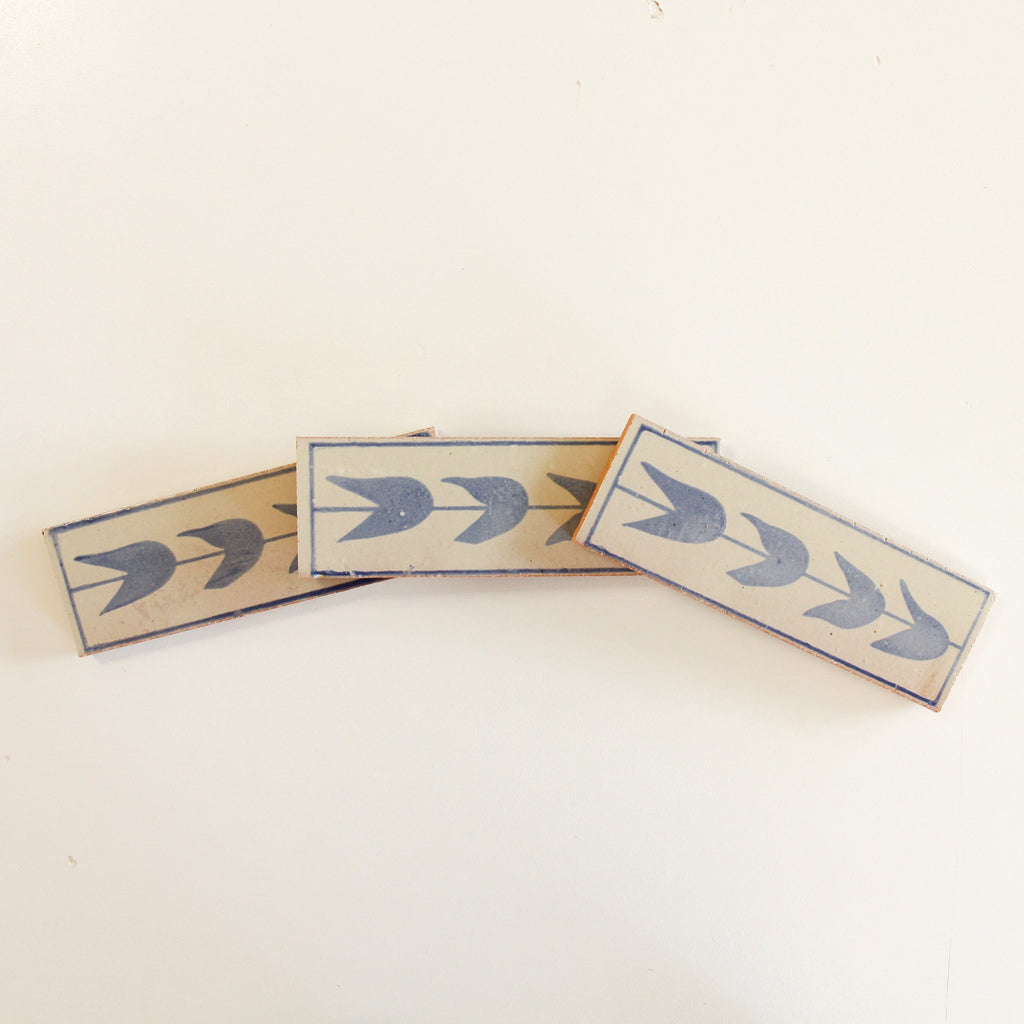 Amano Tulip Azul Border by Tiles of Ezra